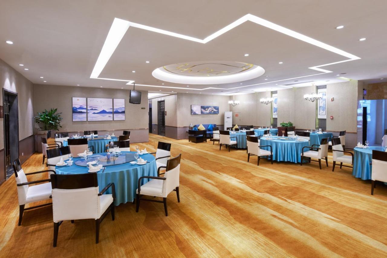 Yueyang Grand Skylight Hotel Exterior foto