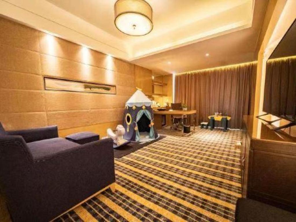 Yueyang Grand Skylight Hotel Exterior foto