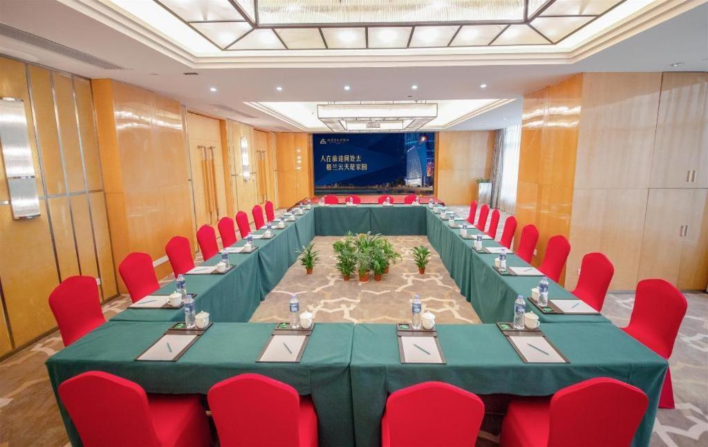 Yueyang Grand Skylight Hotel Exterior foto